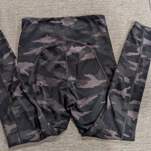 Athleta Elation 7/8 Tight in Dark Camo - Picture 3 of 5